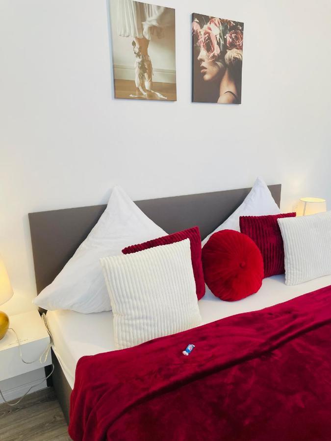 Prime Host Charme Apartment 카를스루에 외부 사진