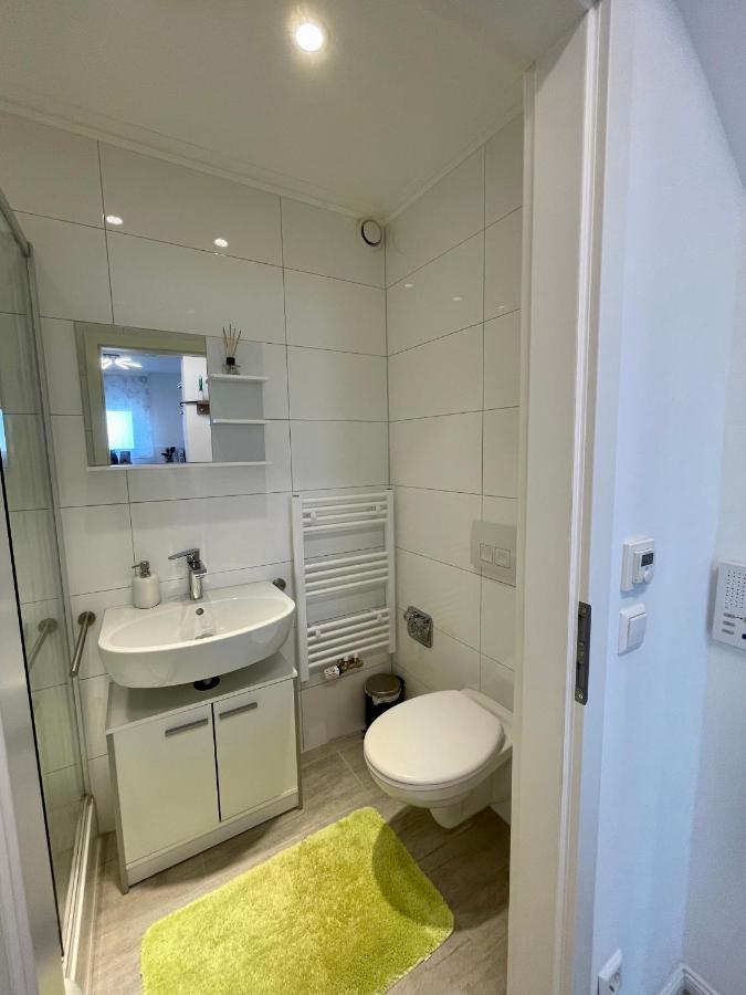 Prime Host Charme Apartment 카를스루에 외부 사진