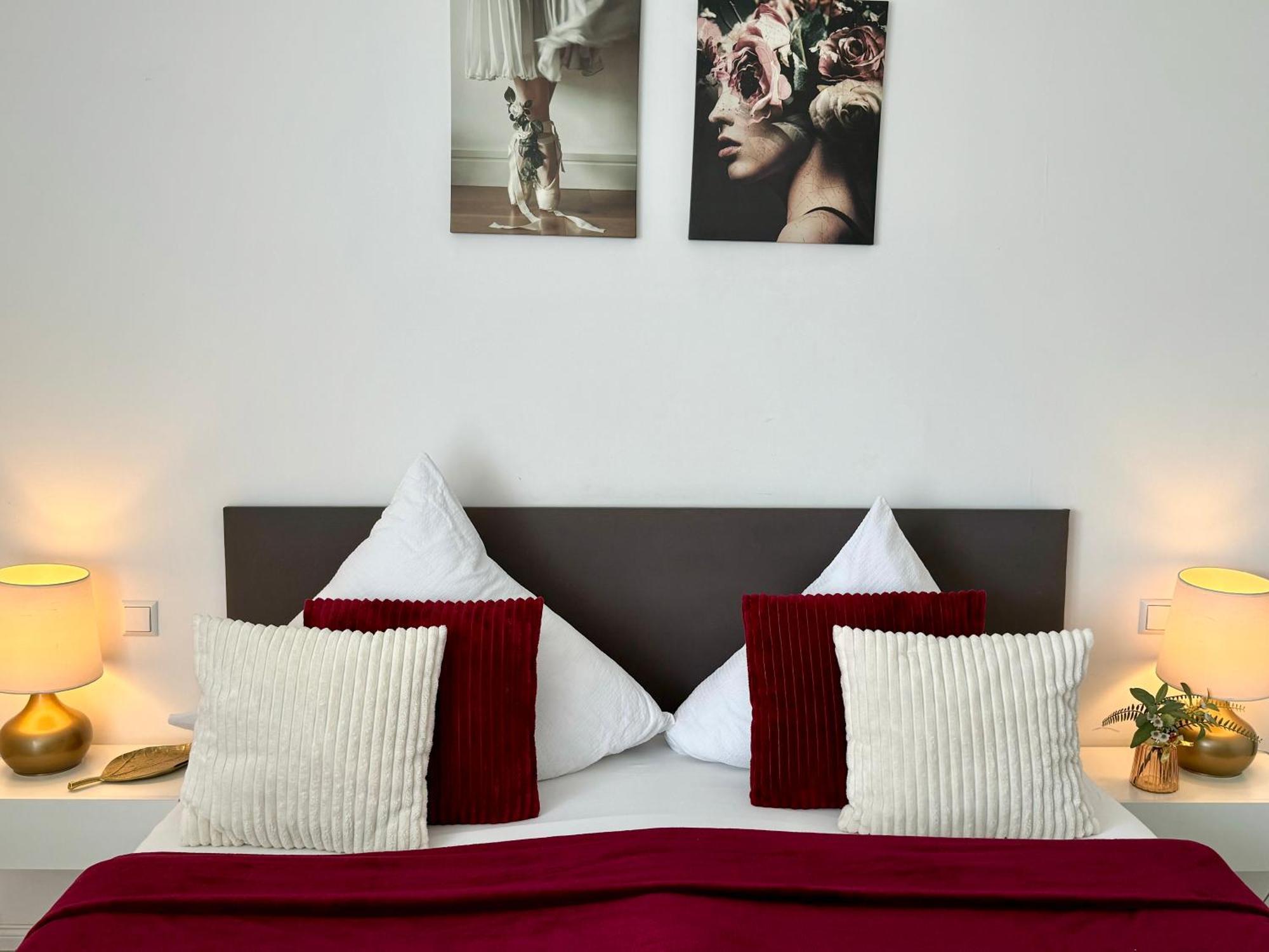 Prime Host Charme Apartment 카를스루에 외부 사진