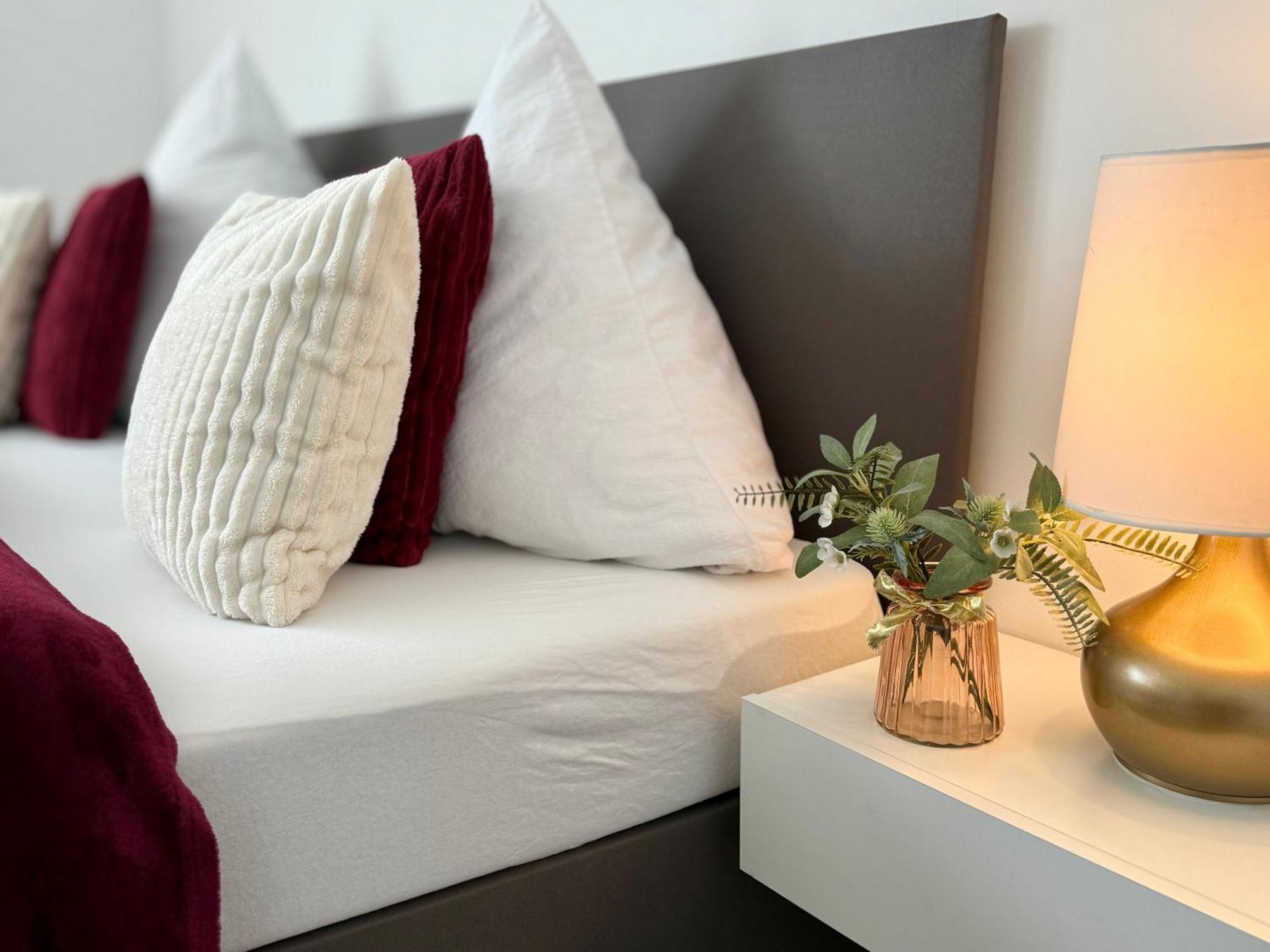 Prime Host Charme Apartment 카를스루에 외부 사진